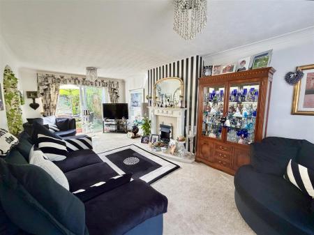 29 Kenton Drive-16.jpg