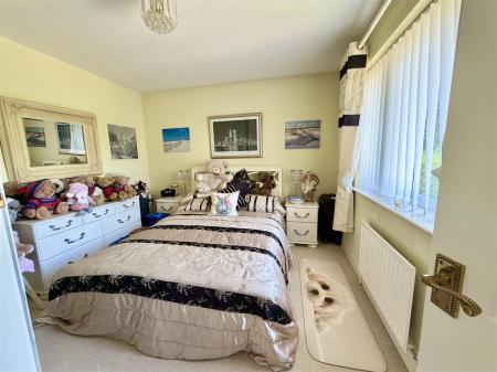 29 Kenton Drive-12.jpg