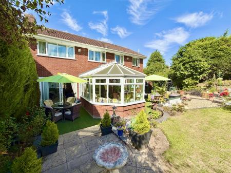 29 Kenton Drive-19.jpg