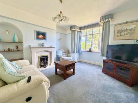 26 Kenwood Drive-14.jpg