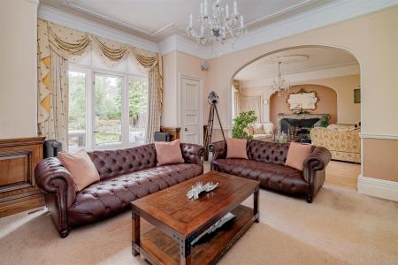 interior11.jpg