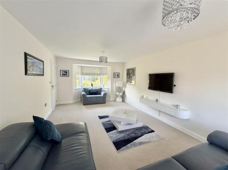 Wrekin Dove Close-8.jpg