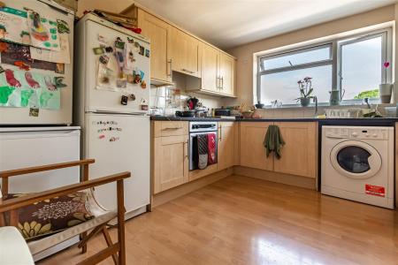 Triton Court  (6).jpg