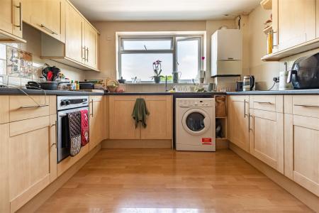 Triton Court  (7).jpg