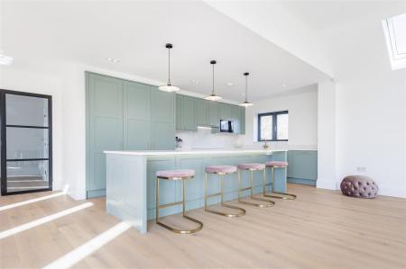 3 Meadow View, 2026 (5).jpg