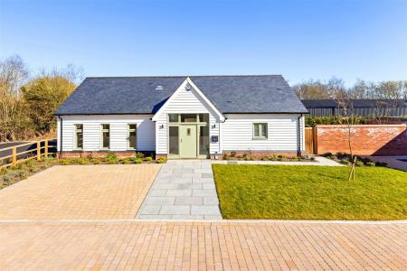 1 meadow views  ext (8).jpg