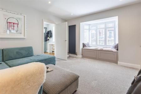 80 Crows Road  (4).jpg