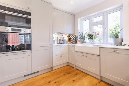 80 Crows Road  (8).jpg