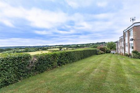 13  Bower Court (17).jpg