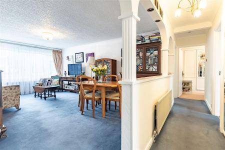 13  Bower Court (2).jpg