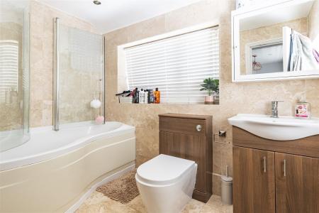 102 Beaconsfield (11).jpg