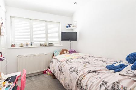 102 Beaconsfield (15).jpg