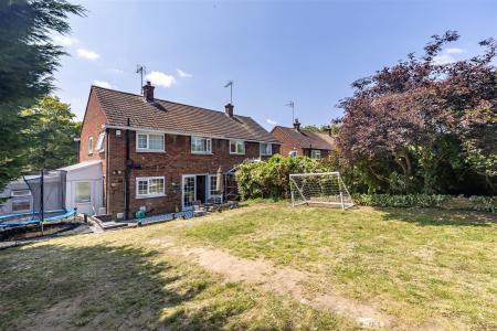 102 Beaconsfield (22).jpg