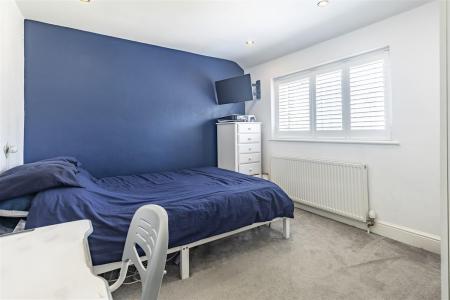 102 Beaconsfield (12).jpg