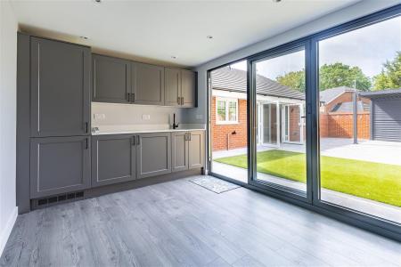 Garden Room / Office