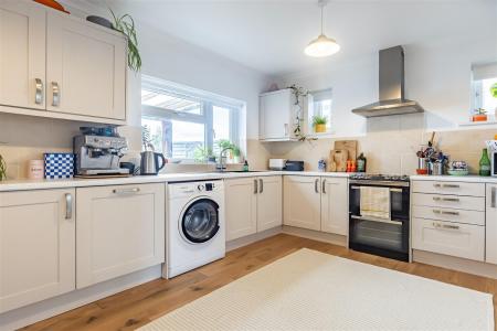 38 Shaftesbury (10).jpg