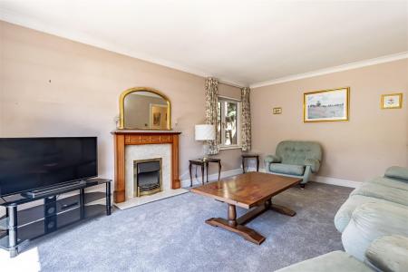 208 Queens Road  CM16  (10).jpg