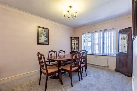 208 Queens Road  CM16  (12).jpg