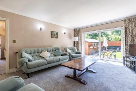 208 Queens Road  CM16  (9).jpg