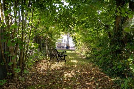 30 St Johns Road (26).jpg