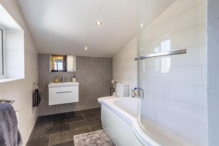 30 St Johns Road (15).jpg