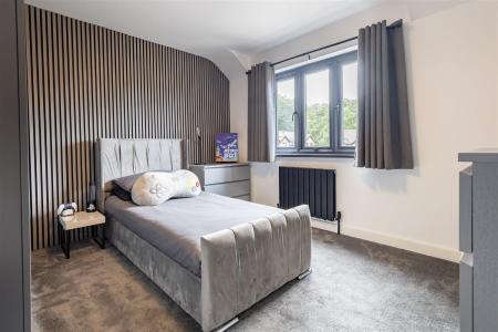 4, Forest Close (18).jpg