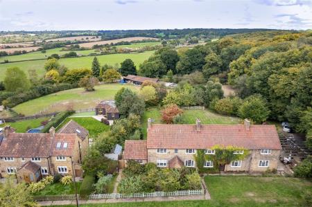 2 Hilltop Cottage aerial  (4).jpg