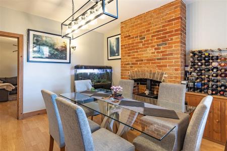 200  High Road,  CM16 6EF (1).jpg