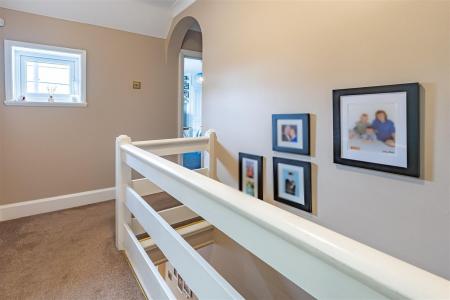 34, Blackacre Road (23).jpg