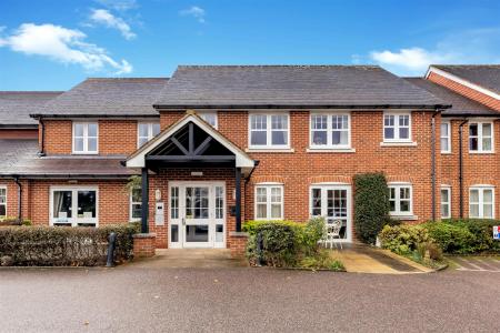 11 Stewart Court (19).jpg