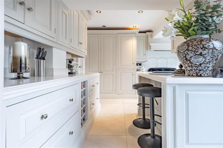 85  High Road (14).jpg