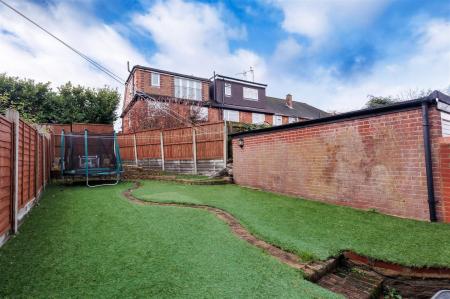 71 Crows Rd (22).jpg