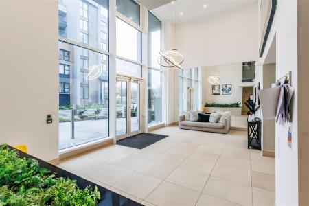 80 Godfrey House (22).jpg