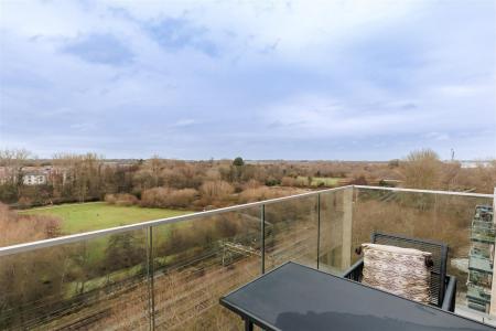 80 Godfrey House (19).jpg