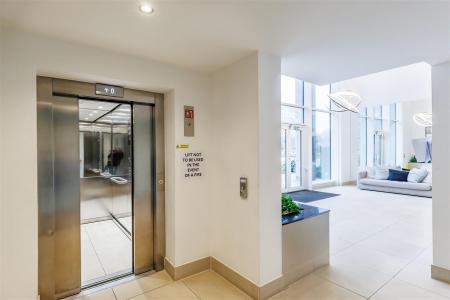 80 Godfrey House (21).jpg