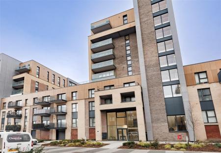 80 Godfrey House (23).jpg