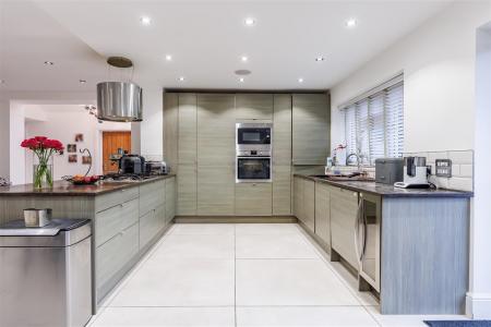 78 Ivy Chim (12).jpg