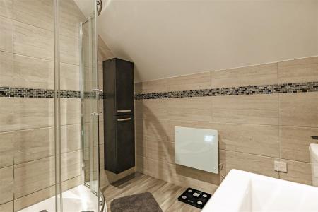 2 185 High st (2).jpg