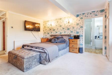 Raven Brook (17).jpg