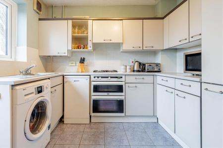 16, Alderwood  (2).jpg