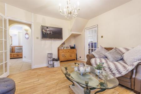 223, High Road (12).jpg