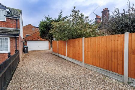 223, High Road (29).jpg