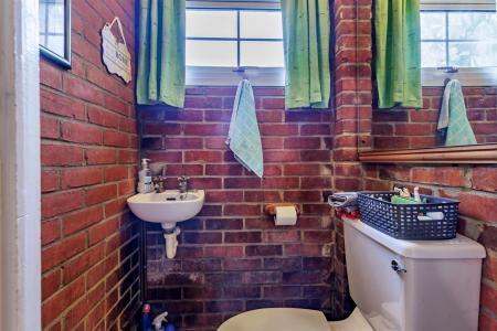 223, High Road (14).jpg