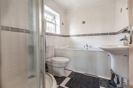 Highview Close  (26).jpg