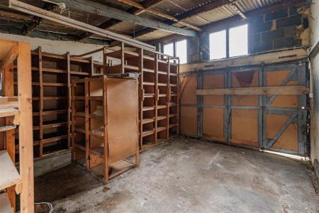 108  high street  (26).jpg