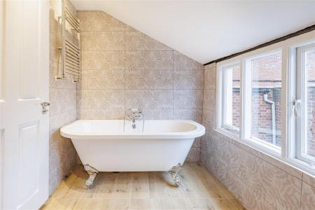 110 High Street (13).jpg