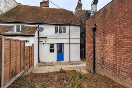 110 1   High Street new rear (4).jpg