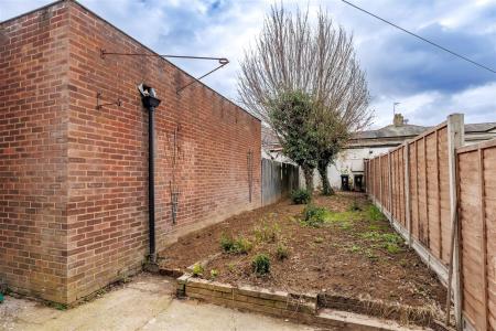 110     High Street new rear (1).jpg