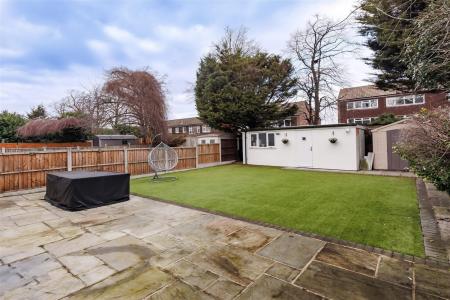 35 Hatley Ave (23).jpg