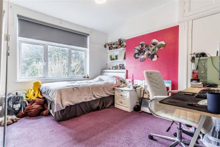 35 Hatley Ave (11).jpg